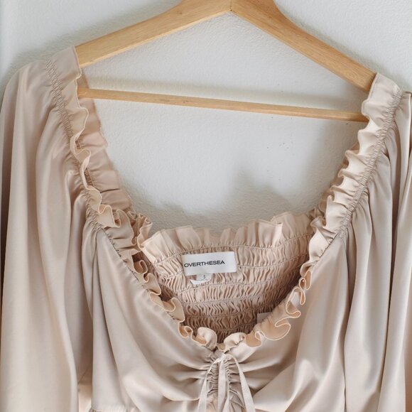 OVERTHESEA Off-Shoulder Crop Top and Maxi Skirt Beige Set - Picture 3 of 11